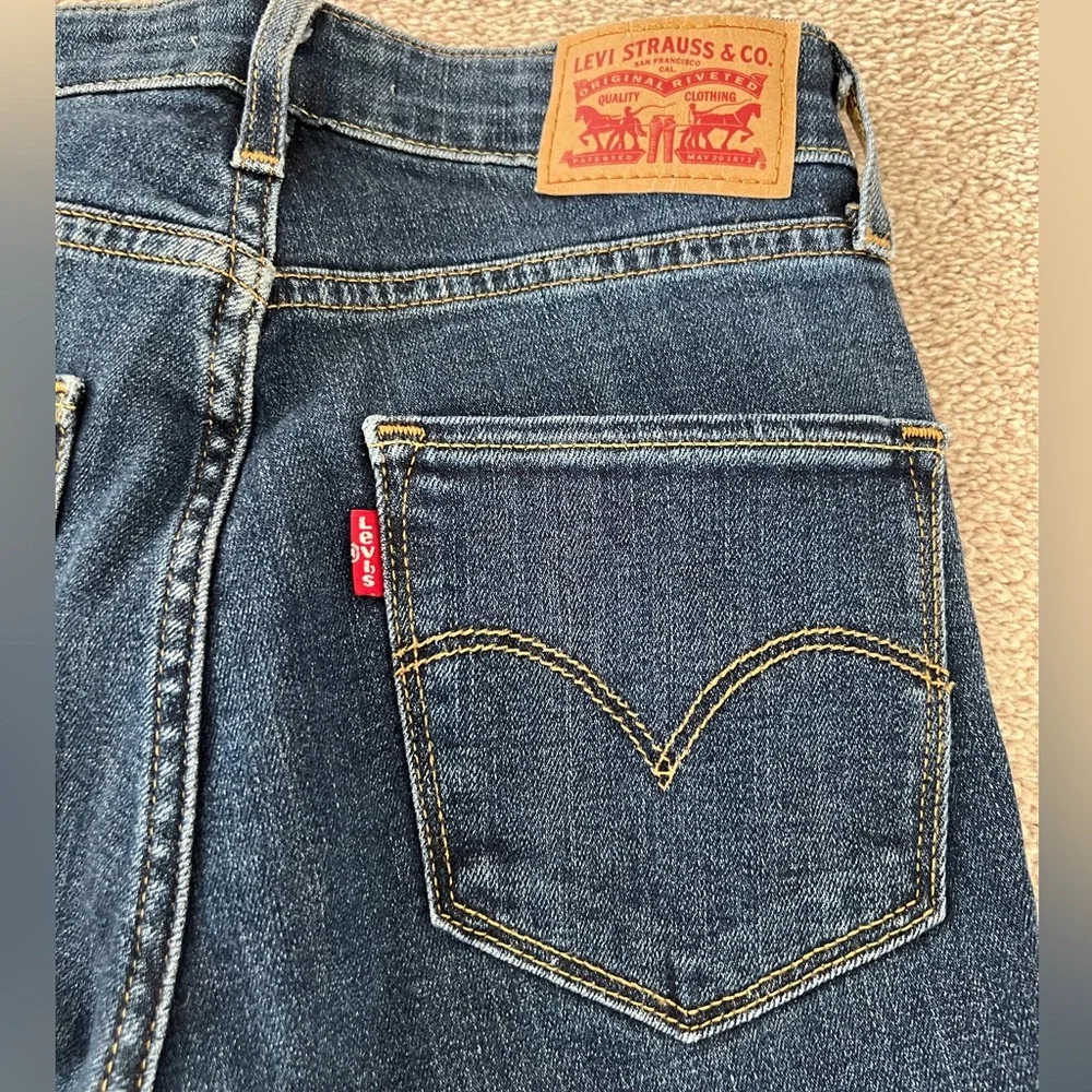 Levi’s 721 High Rise Distressed Skinny Jeans – Size 24 - Picture 9 of 15